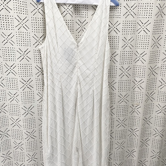 Adrianna Papell, white, beaded and embellished dress, size 14 - Picture 5 of 5